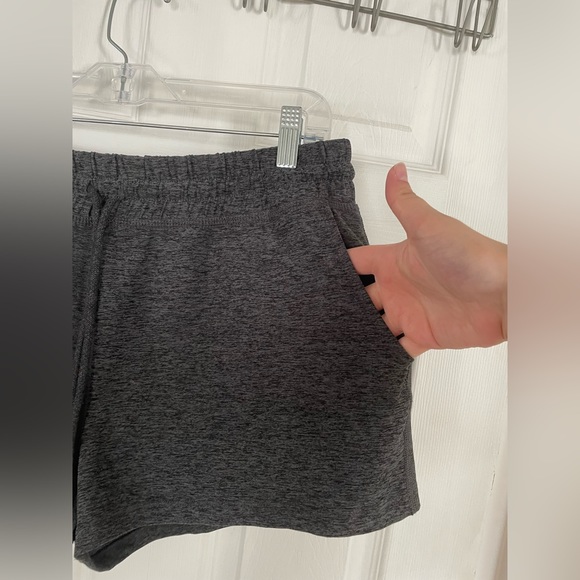 Beyond Yoga Spacedye Worked Up Shorts Black Charcoal Size Large - Picture 4 of 6
